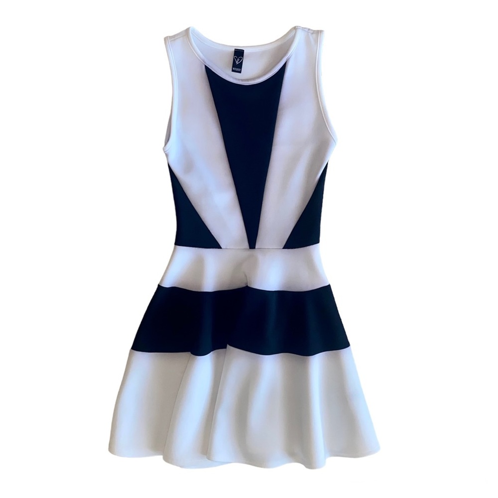 Windsor Fit & Flare Short Dress Black and Cream Size Small (S)